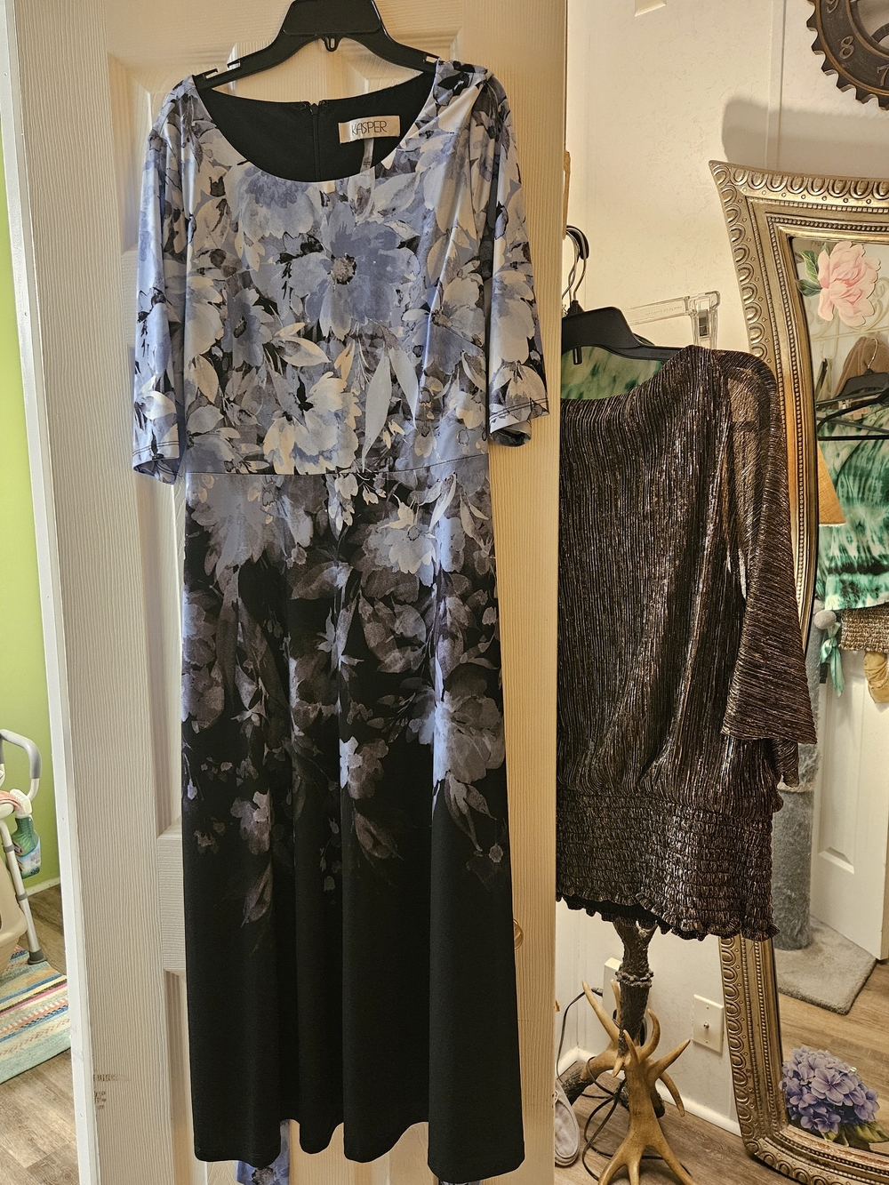 Kasper Blue and Black Floral Midi Dress